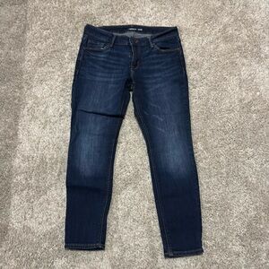 Women’s skinny jeans